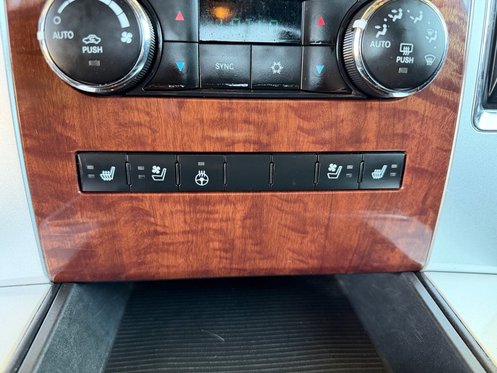 Used 2012 RAM 3500 Laramie RWD image 16