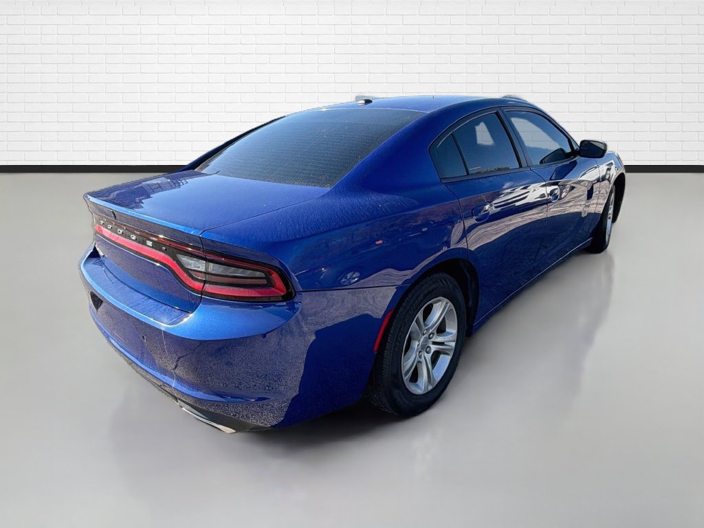 Used 2020 Dodge Charger SXT RWD image 9