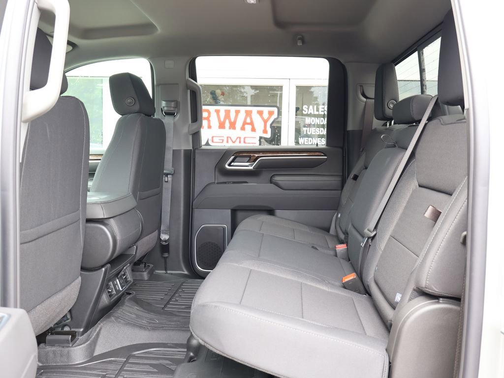 New 2026 GMC Sierra 3500 SLE w/ Preferred Package AWD/4WD image 28
