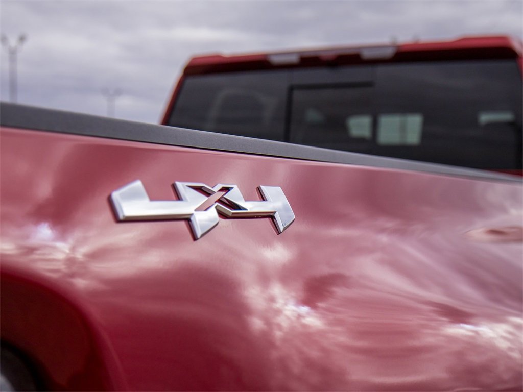 New 2026 GMC Sierra 3500 SLT w/ SLT Premium Package image 10