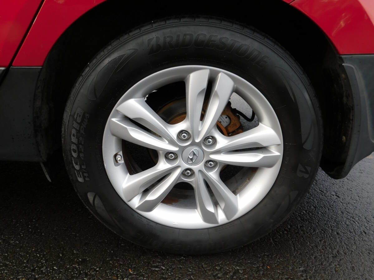 Used 2011 Hyundai Tucson GLS image 21