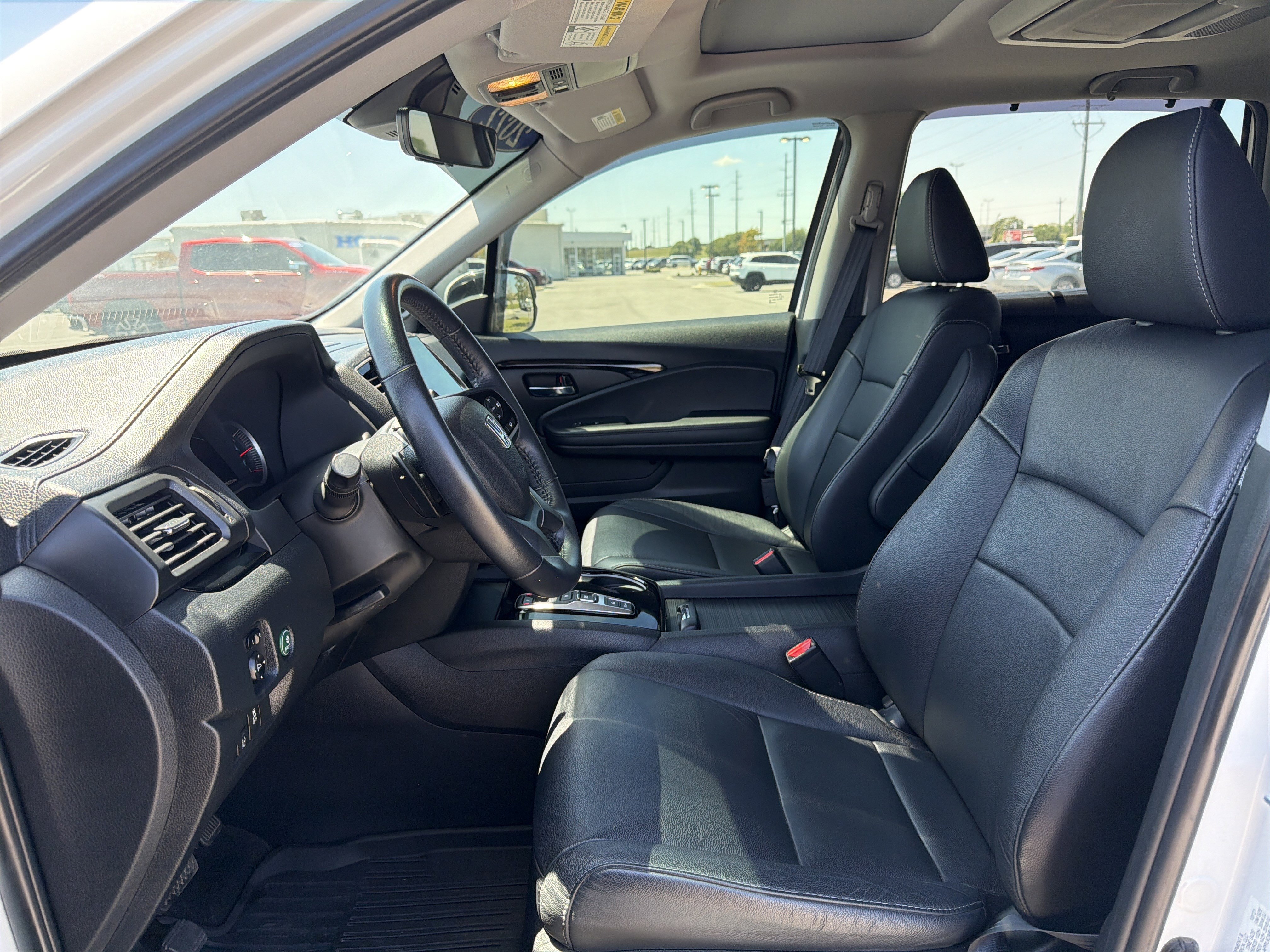 Certified 2022 Honda Pilot Touring image 9
