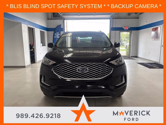 Used 2023 Ford Edge SEL w/ Convenience Package AWD/4WD image 2