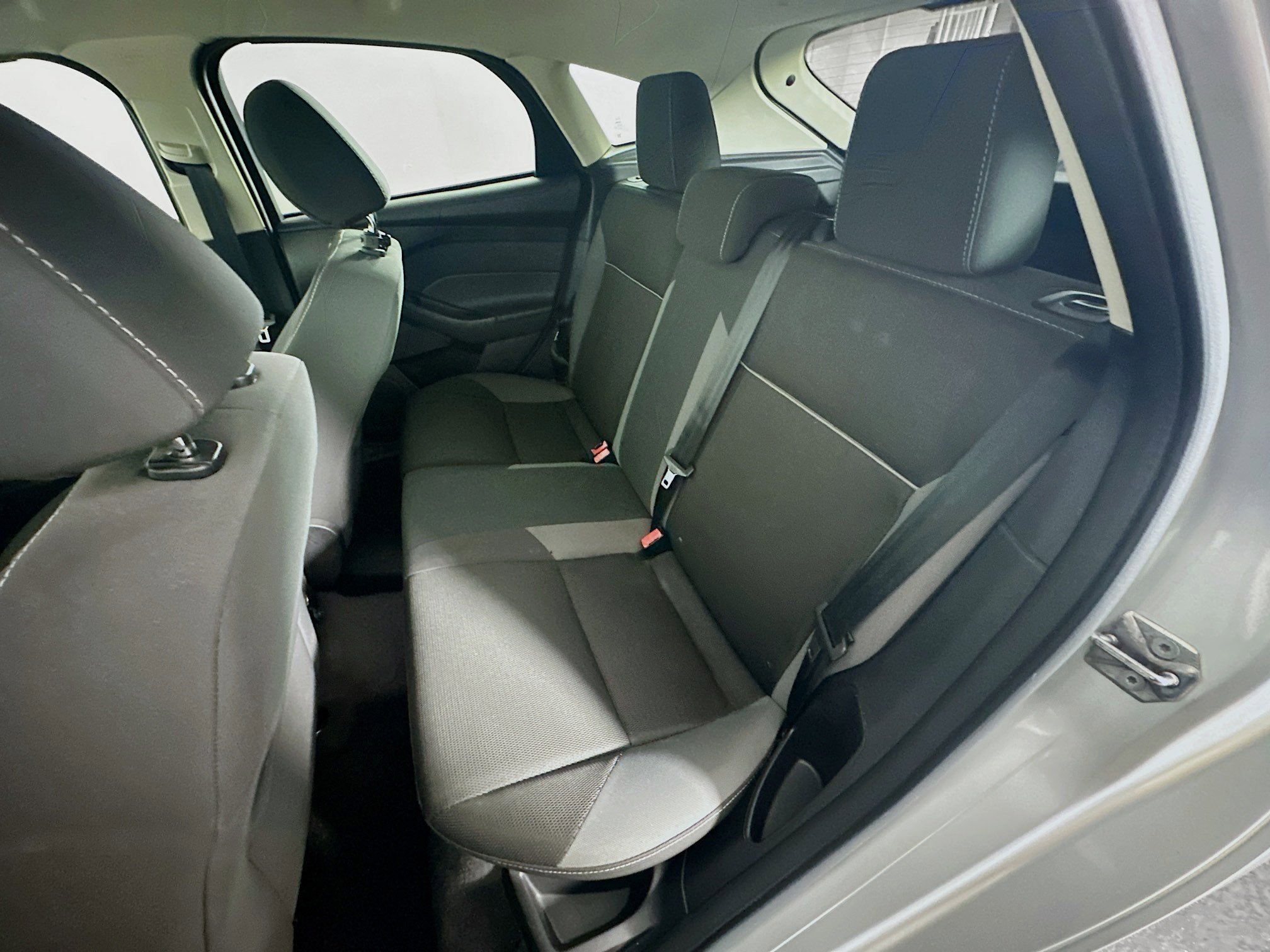 Used 2013 Ford Focus SE FWD image 24