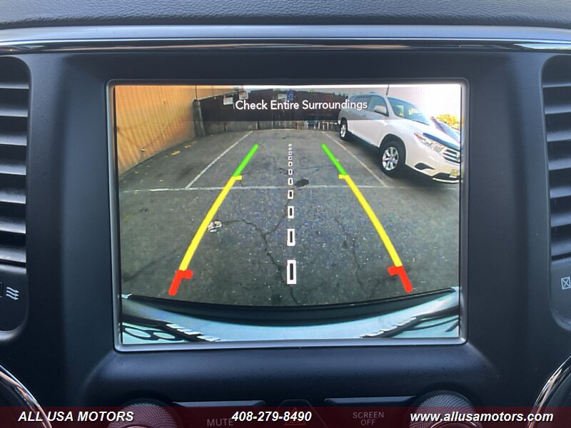 Used 2018 Jeep Grand Cherokee Altitude AWD/4WD image 37