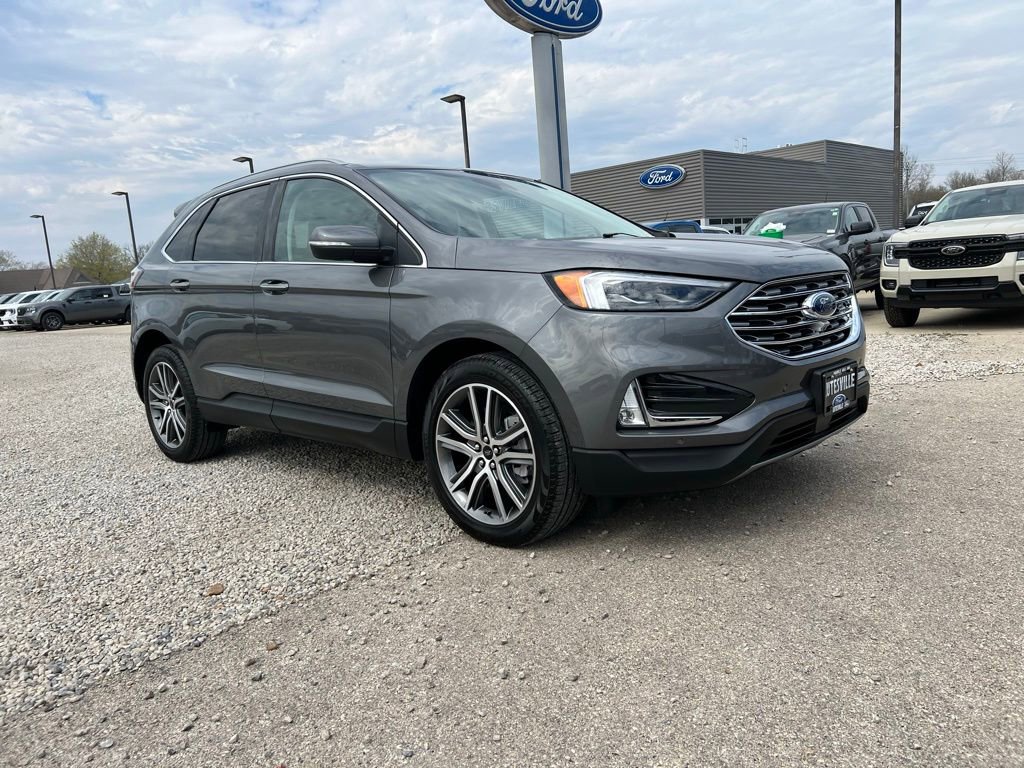 Used 2024 Ford Edge Titanium w/ Equipment Group 301A image 2
