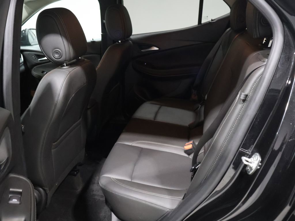 Used 2024 Buick Encore GX Sport Touring image 18