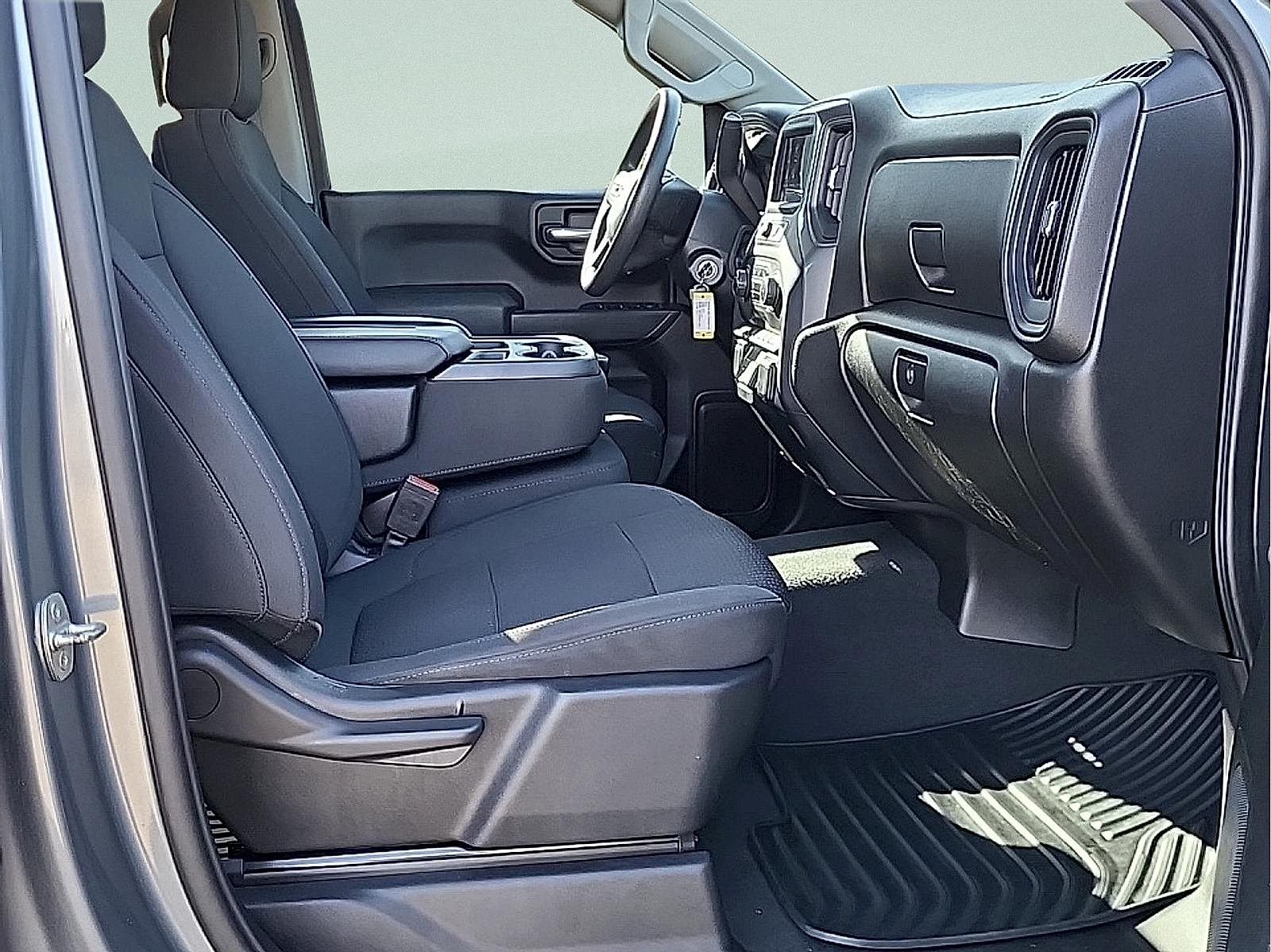 Used 2021 Chevrolet Silverado 1500 Custom AWD/4WD image 10