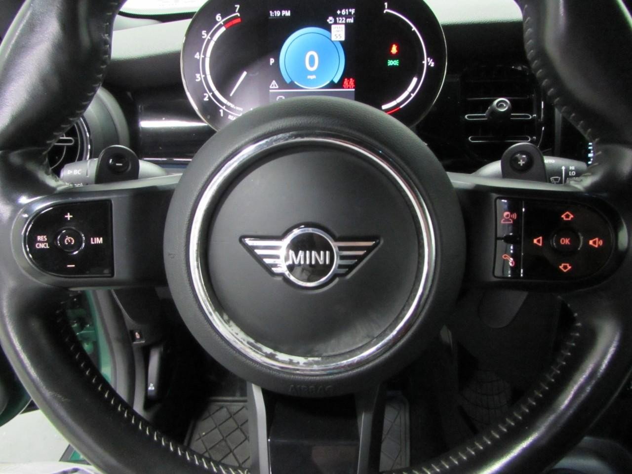 Used 2022 MINI Cooper S w/ Premium Package image 28