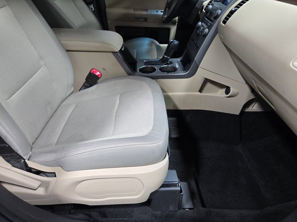 Used 2019 Ford Flex SE FWD image 52