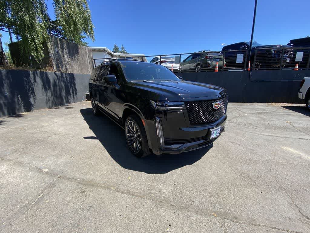 Used 2022 Cadillac Escalade ESV Sport w/ Touring Package AWD/4WD image 8