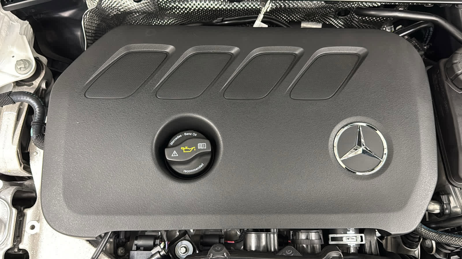 New 2026 Mercedes-Benz CLA 35 AMG 4MATIC image 13