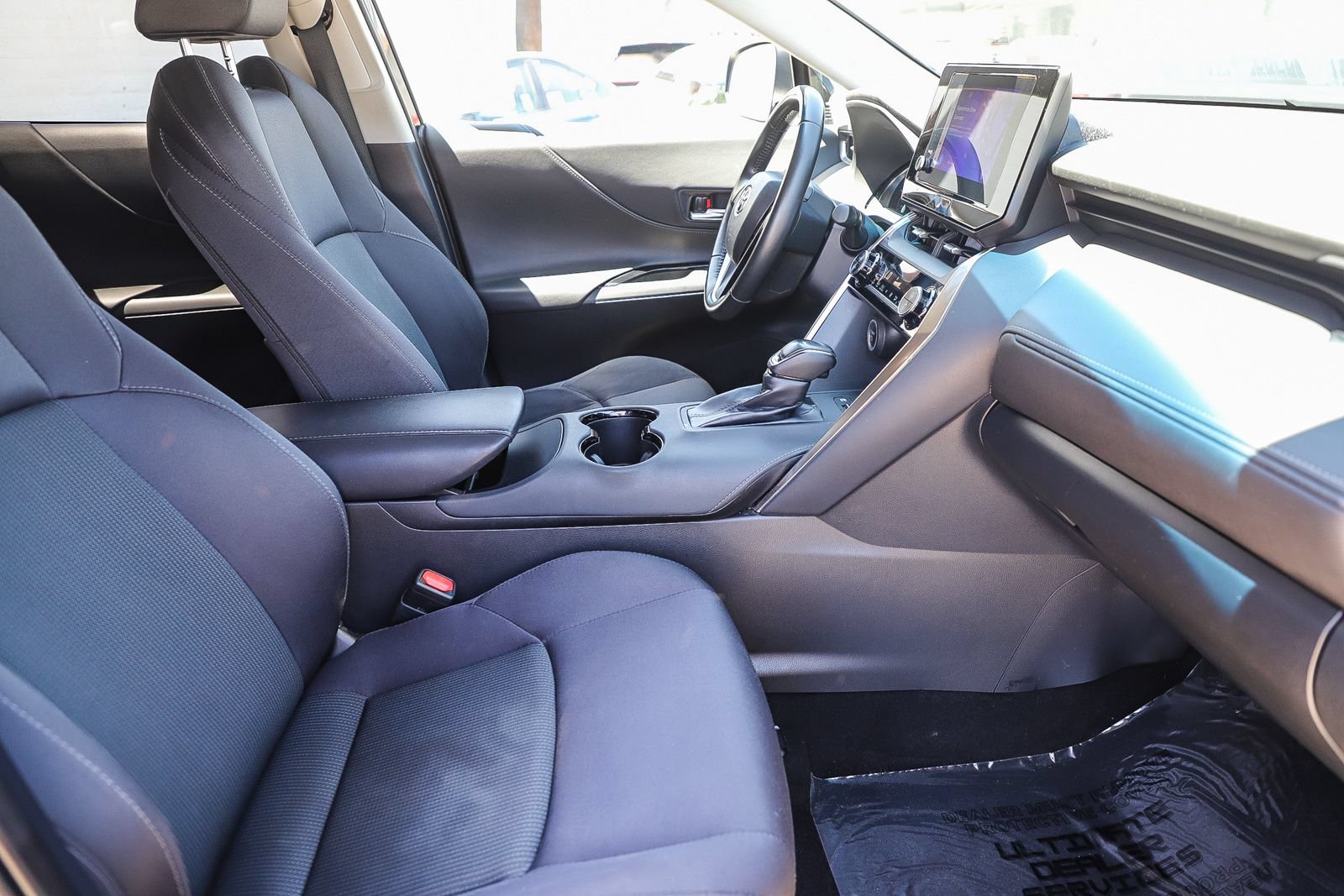Certified 2023 Toyota Venza LE AWD/4WD image 16