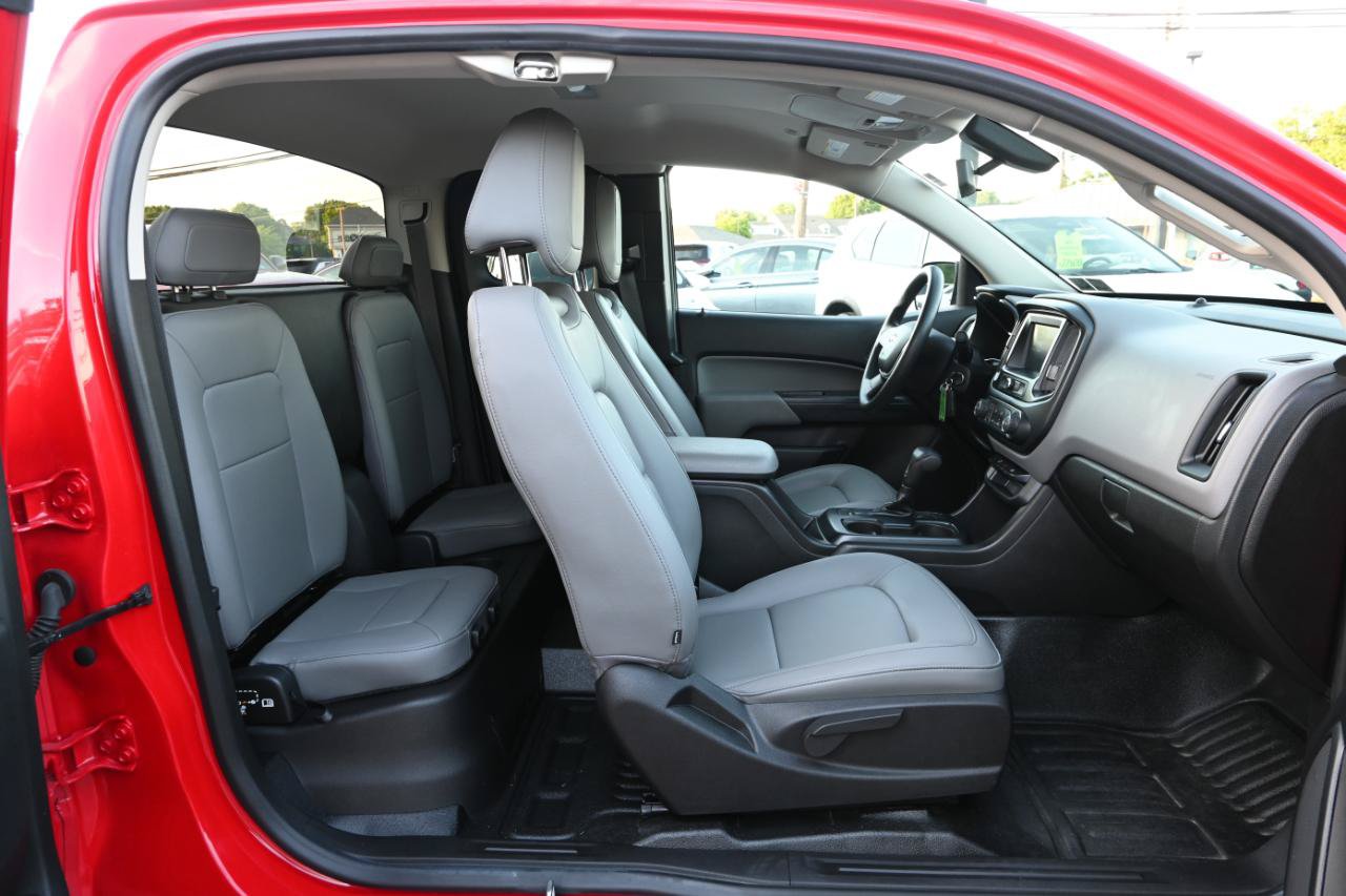 Used 2018 Chevrolet Colorado W/T w/ WT Convenience Package RWD image 34