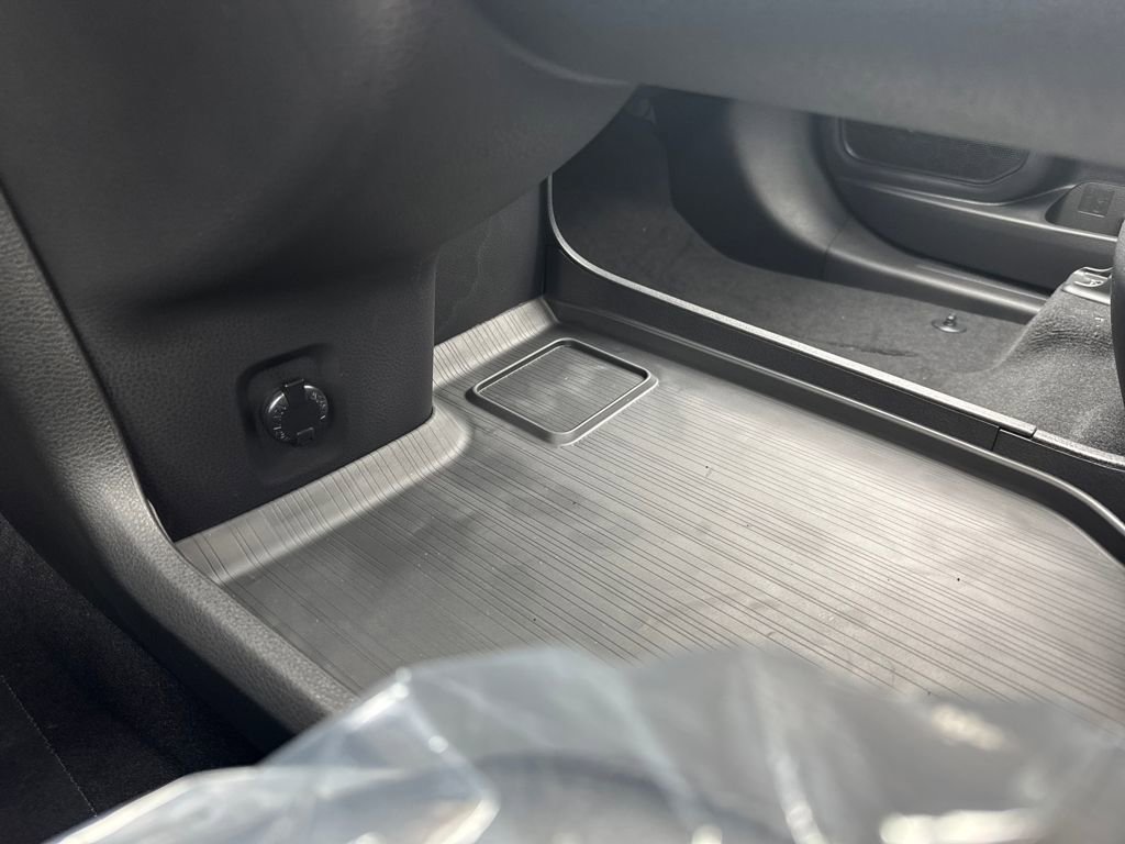 New 2026 Toyota Sienna Platinum image 29