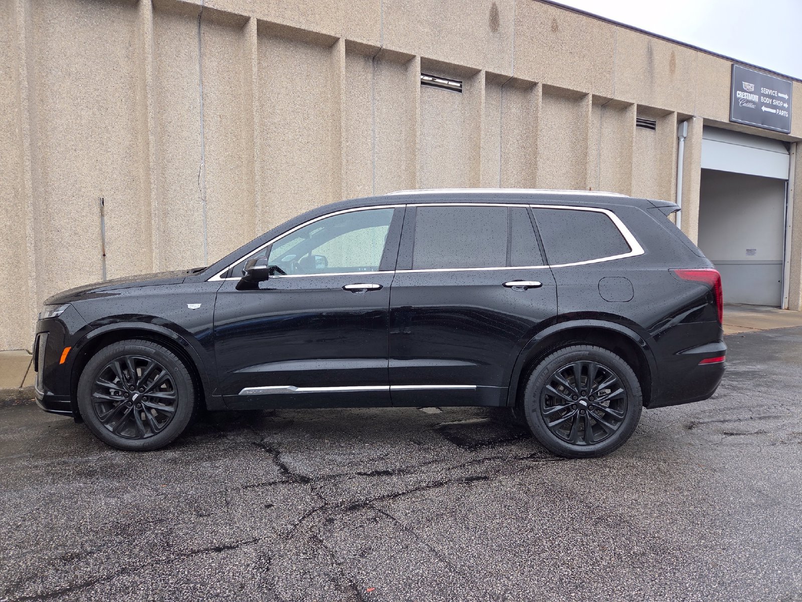 Used 2023 Cadillac XT6 Premium Luxury AWD/4WD image 18