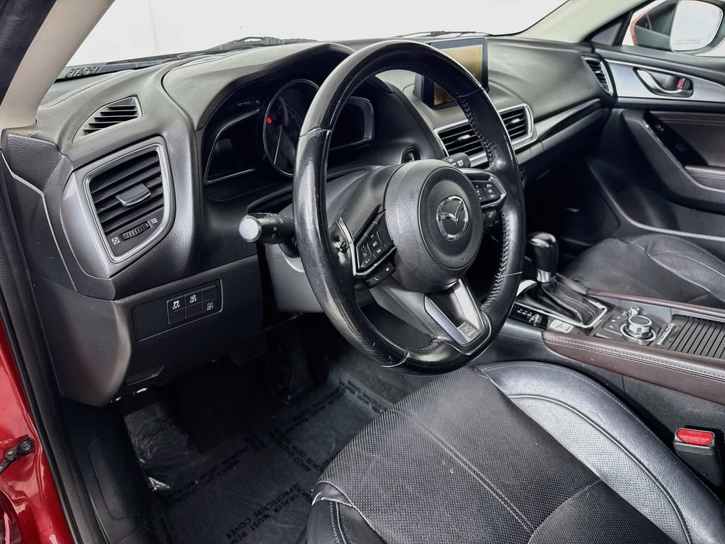 Used 2017 MAZDA MAZDA3 Grand Touring w/ Premium Equipment Package FWD image 10