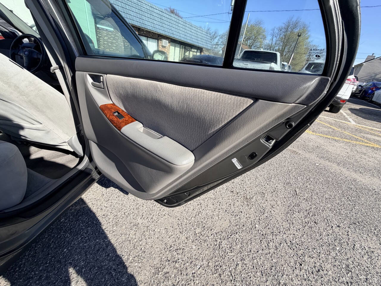 Used 2007 Toyota Corolla CE image 47