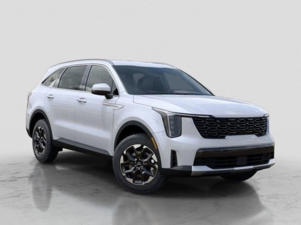 Used 2025 Kia Sorento S image 8