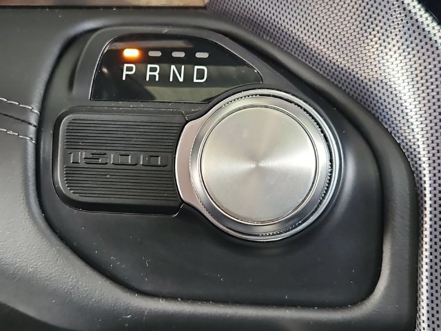 Used 2020 RAM 1500 Limited RWD image 16
