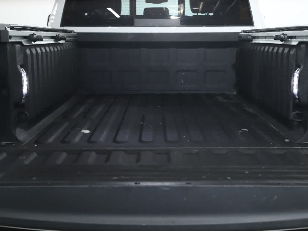 Used 2018 RAM 2500 Power Wagon w/ Leather & Luxury Group AWD/4WD image 32