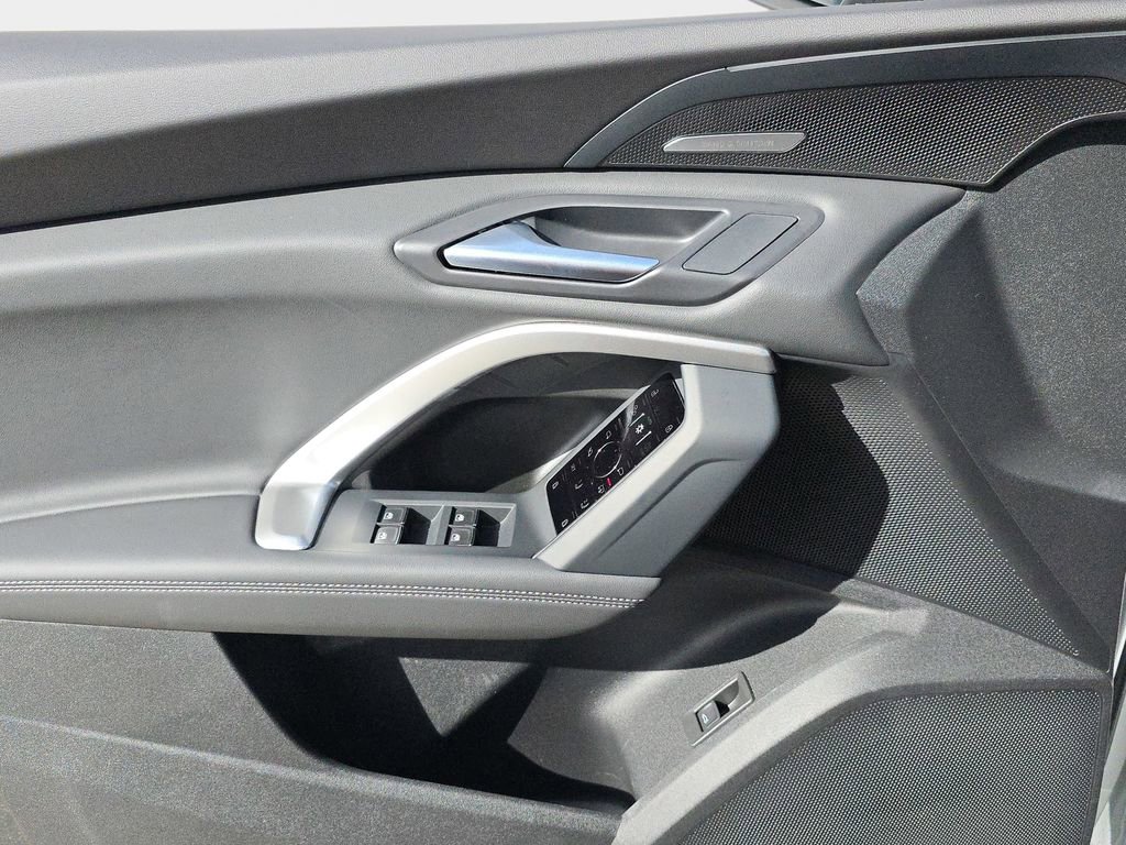 New 2026 Audi Q5 Premium Plus image 18