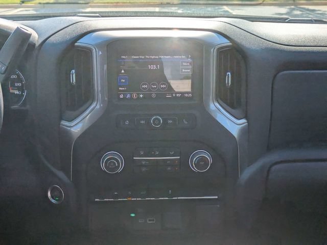 Used 2023 Chevrolet Silverado 1500 Custom AWD/4WD image 18