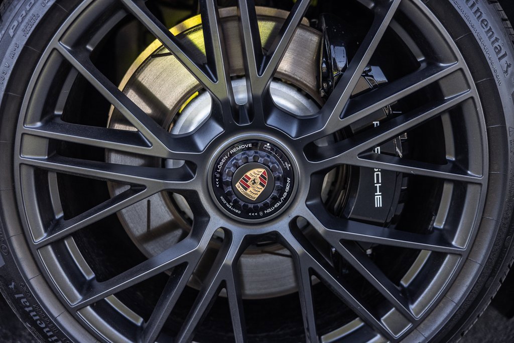 Certified 2025 Porsche Panamera GTS image 30