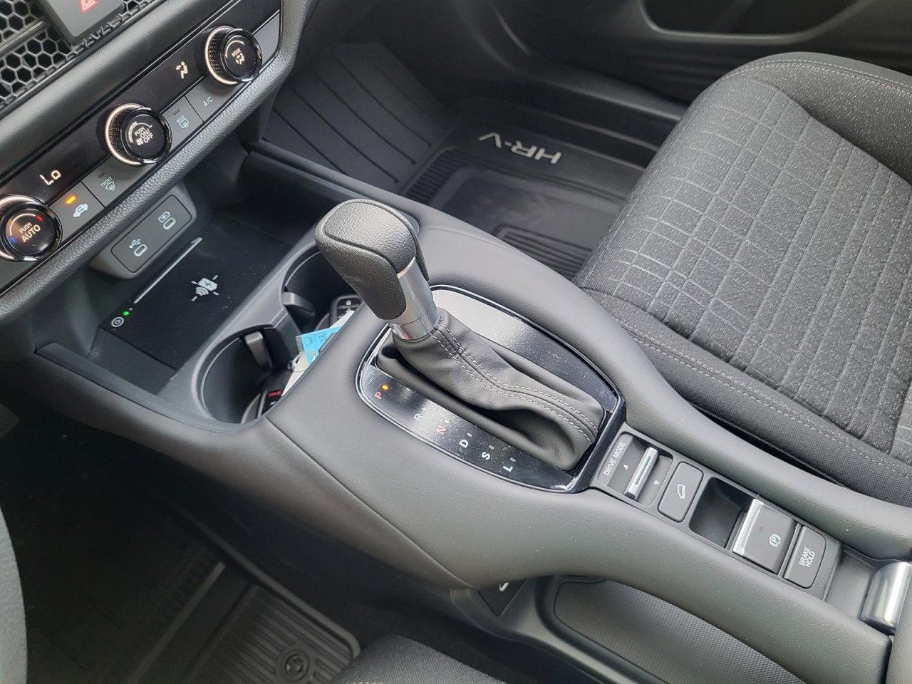 New 2026 Honda HR-V LX image 14