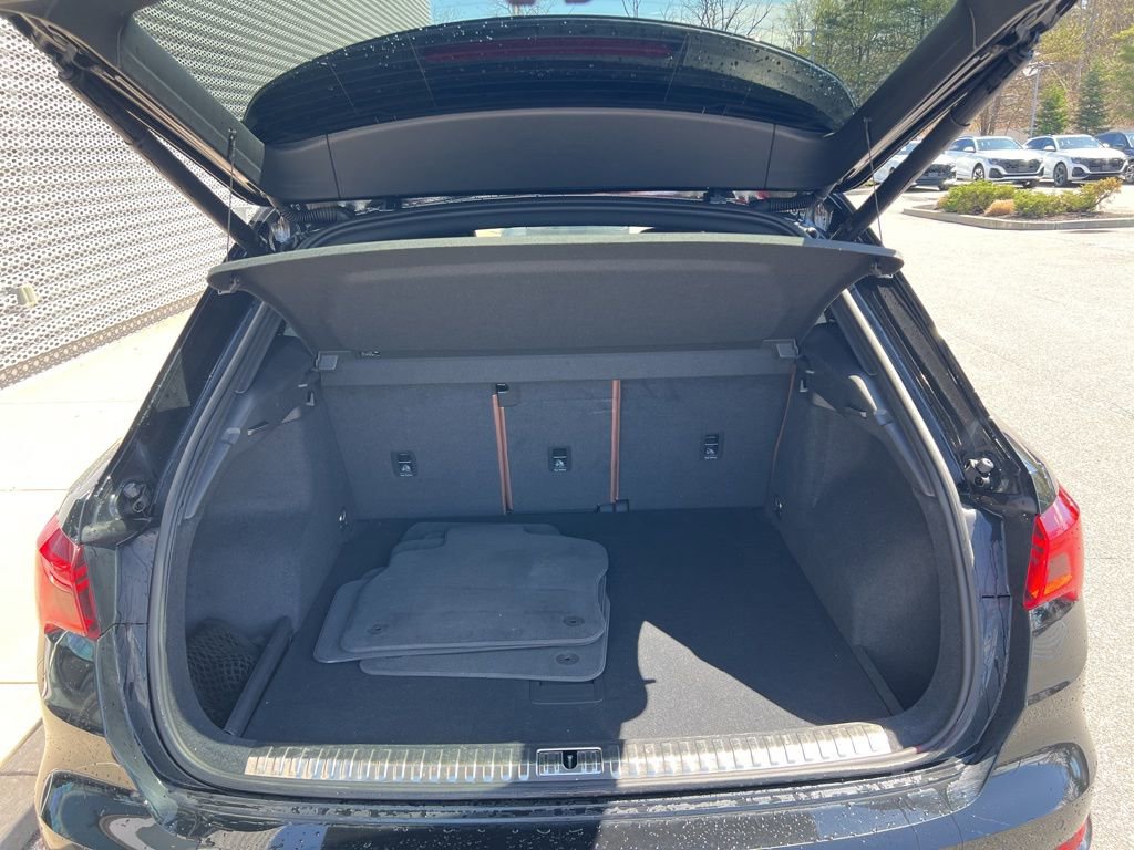 Used 2020 Audi Q3 2.0T Prestige w/ Prestige Package image 58