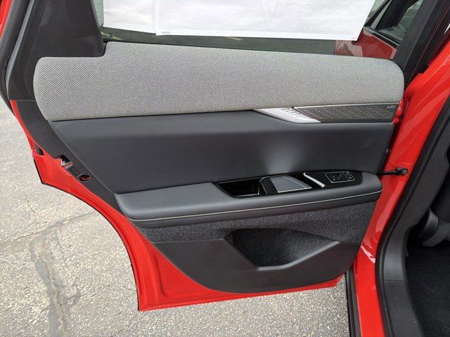 New 2025 Cadillac Optiq Sport 2 w/ LPO, Floor Liner Package AWD/4WD image 23