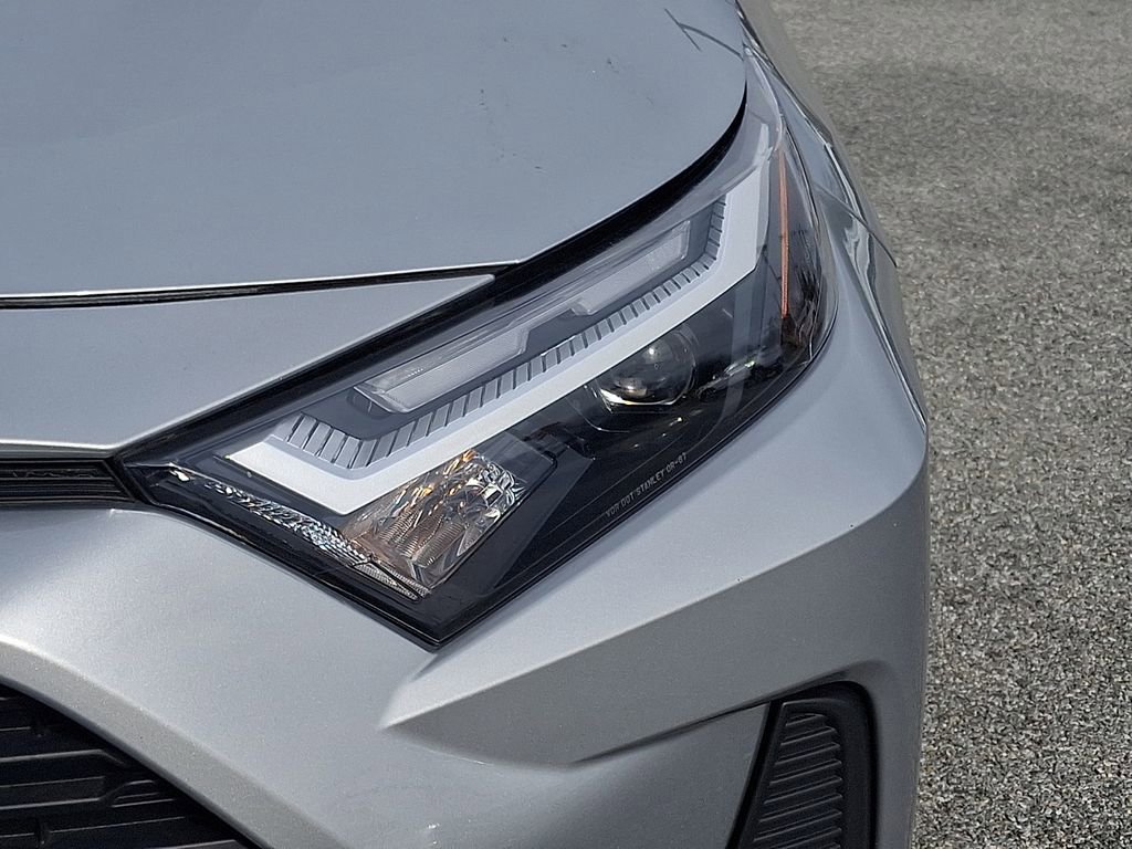 Used 2024 Toyota RAV4 XLE image 9