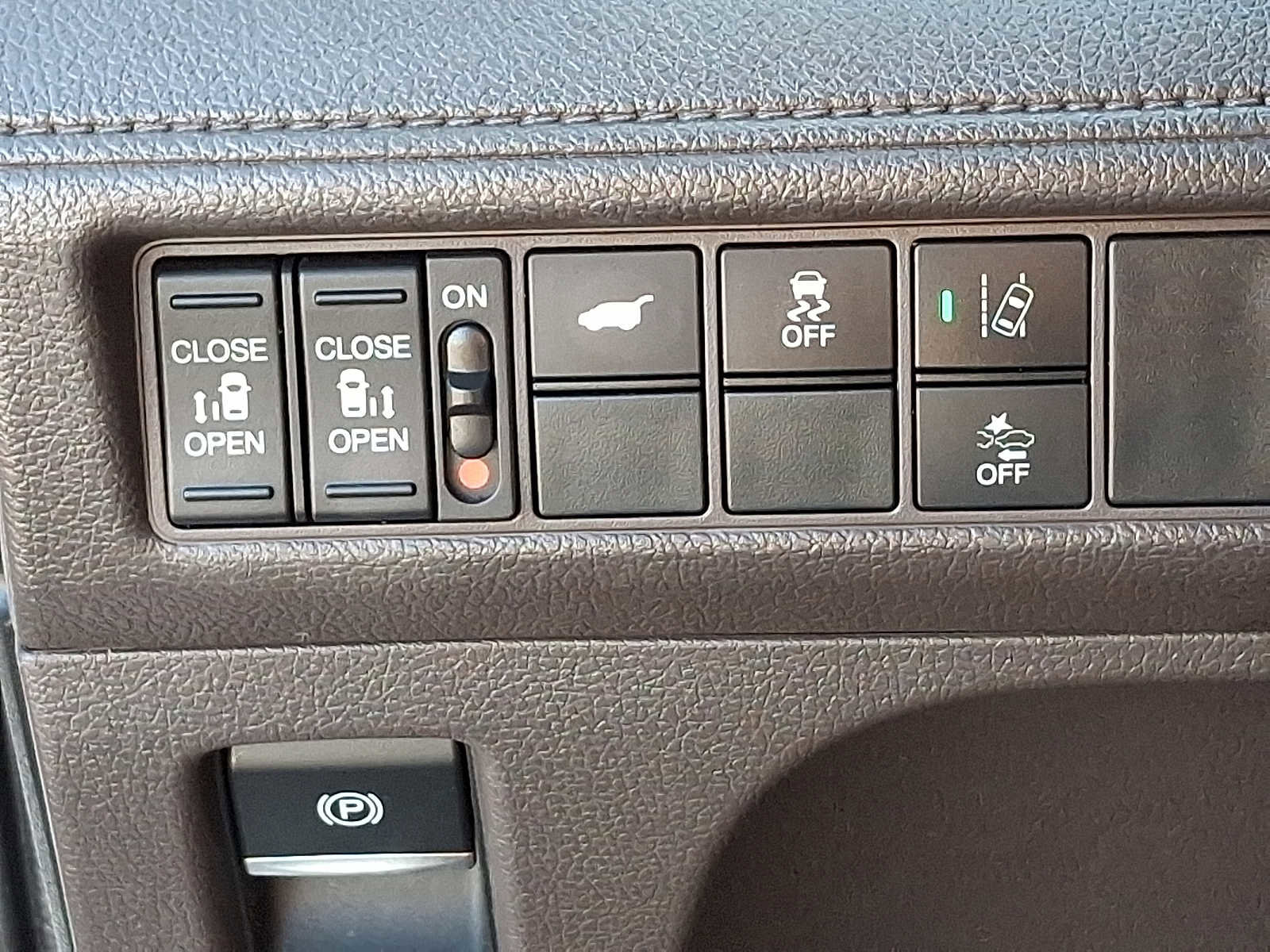 Used 2018 Honda Odyssey EX-L image 24