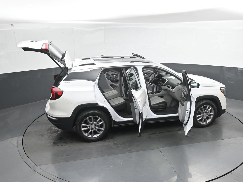 Used 2024 GMC Terrain SLT w/ Infotainment Package II AWD/4WD image 49