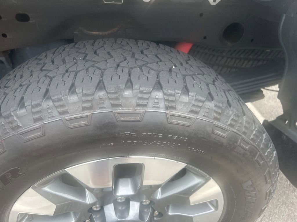 Used 2024 Chevrolet Silverado 2500 Custom w/ Custom Value Package image 7