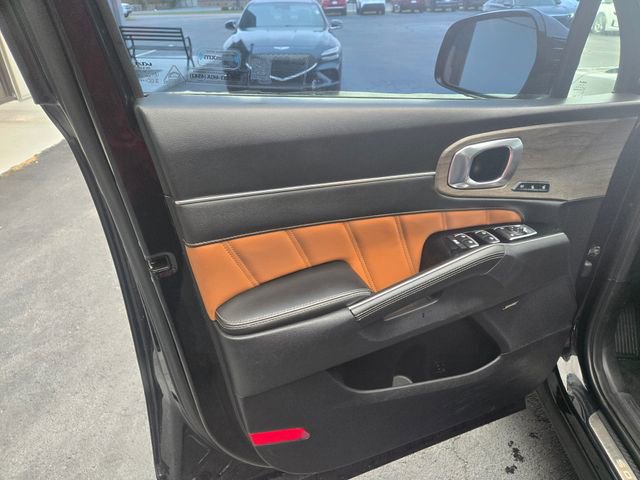 Used 2023 Kia Sorento SX Prestige image 24