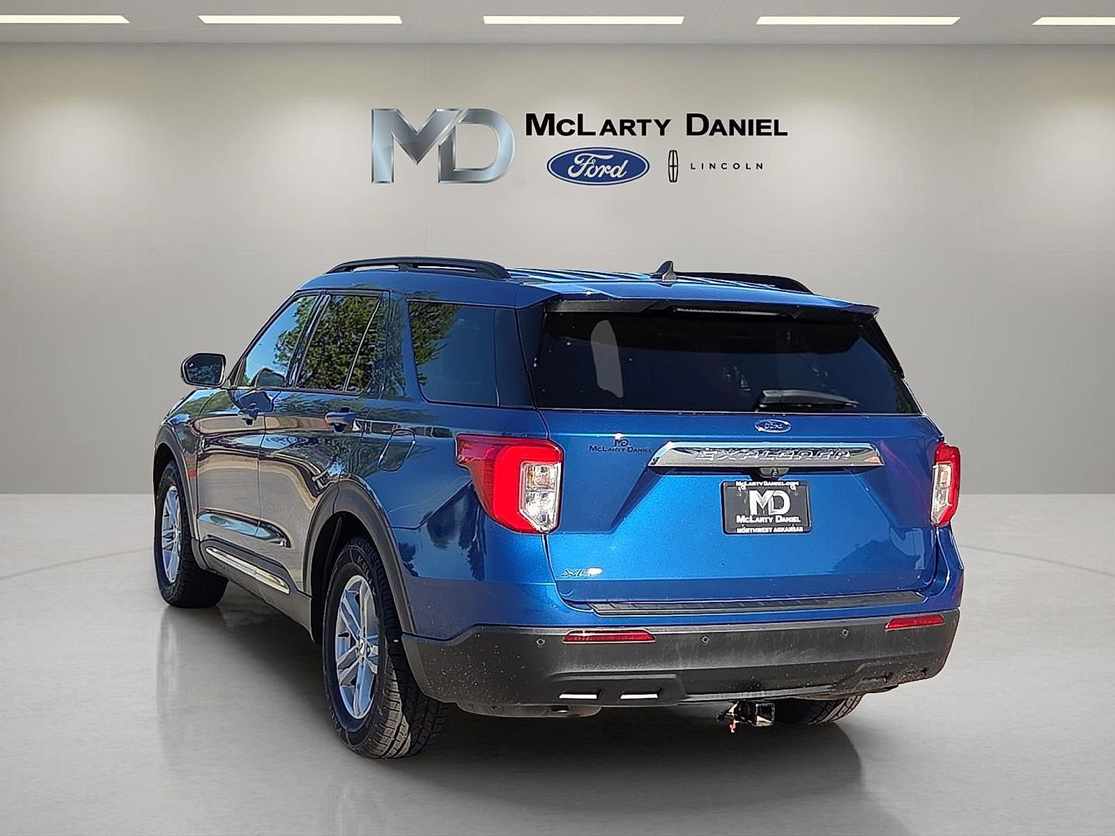 Used 2021 Ford Explorer XLT RWD image 4