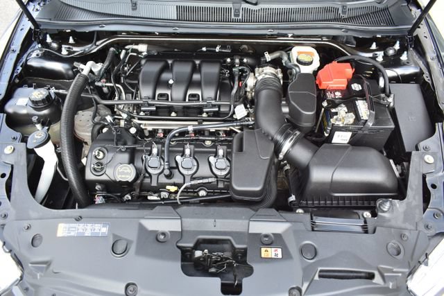 Used 2017 Ford Taurus SEL FWD image 42