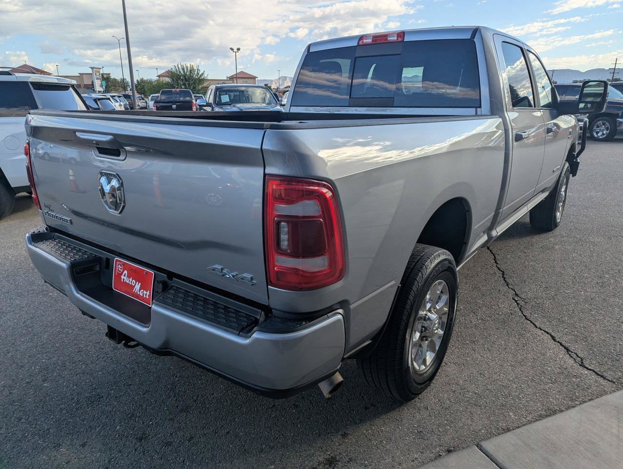 Used 2024 RAM 2500 Laramie AWD/4WD image 5