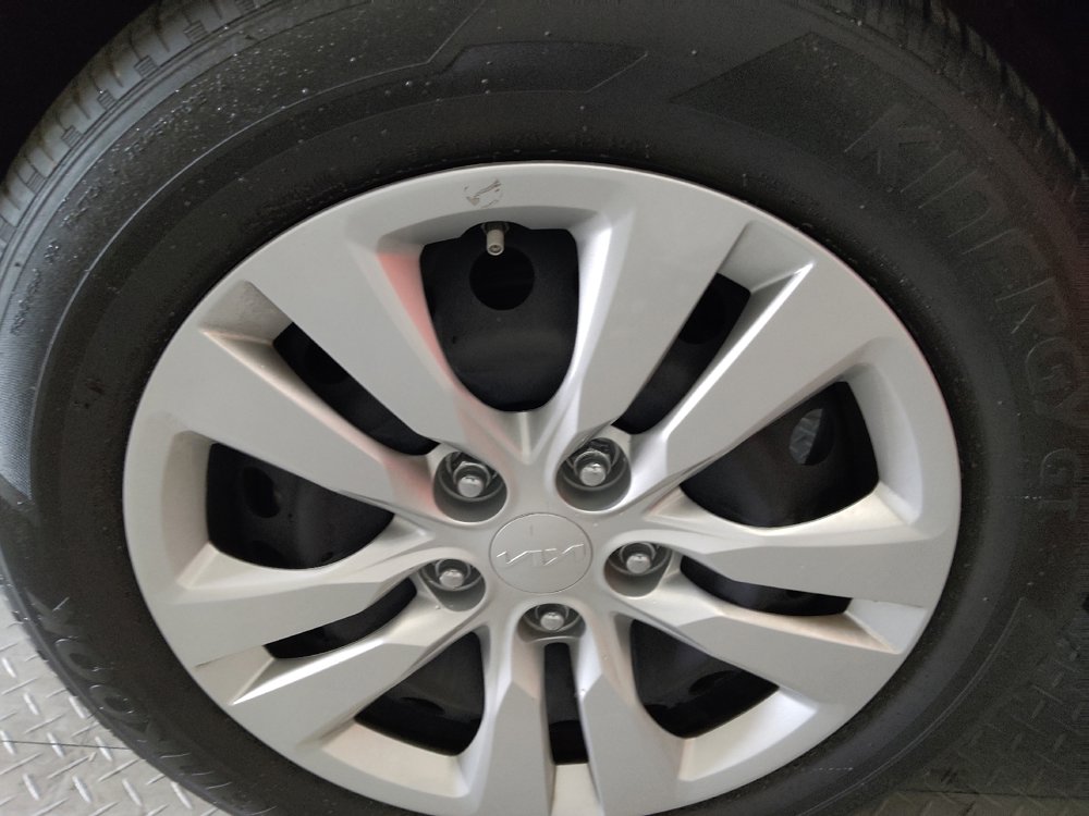 Used 2022 Kia Soul LX FWD image 31