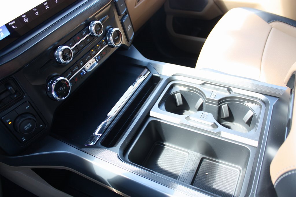 New 2026 Ford F350 Lariat image 30