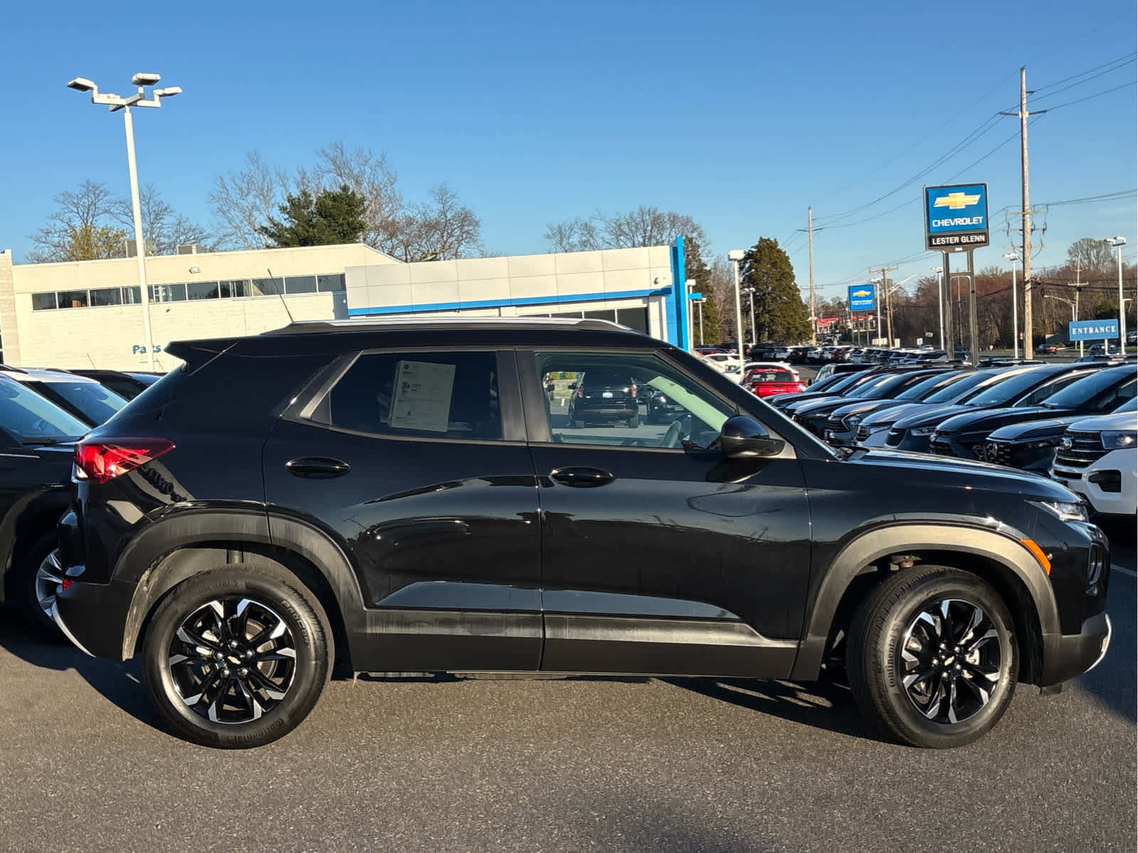 Certified 2023 Chevrolet TrailBlazer LT w/ Convenience Package FWD image 4