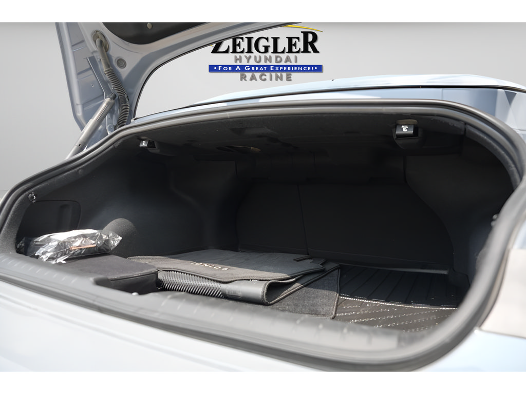 Used 2023 Hyundai Ioniq 6 SEL AWD/4WD image 12