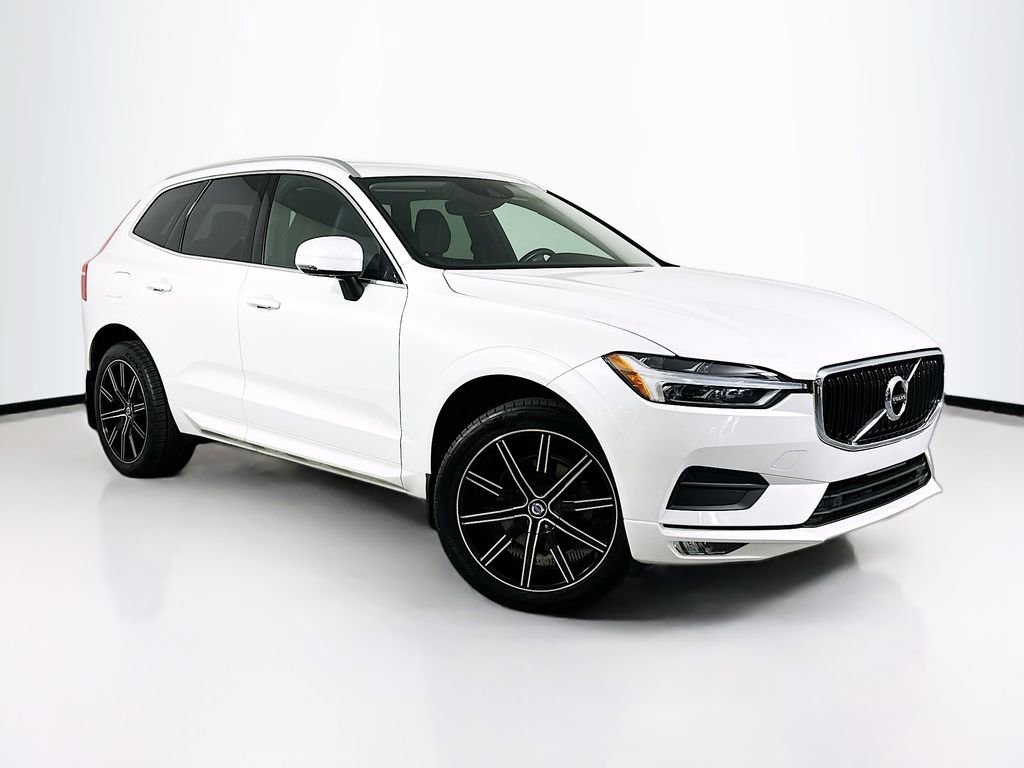 Used 2021 Volvo XC60 T5 Momentum w/ Premium Package