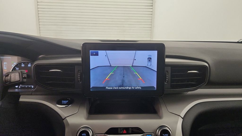 Used 2023 Ford Explorer XLT image 26