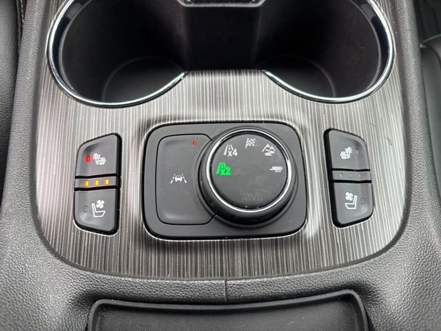 Used 2023 GMC Acadia SLT w/ Preferred Package AWD/4WD image 29