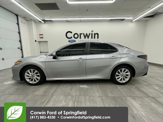 Used 2022 Toyota Camry LE video 2