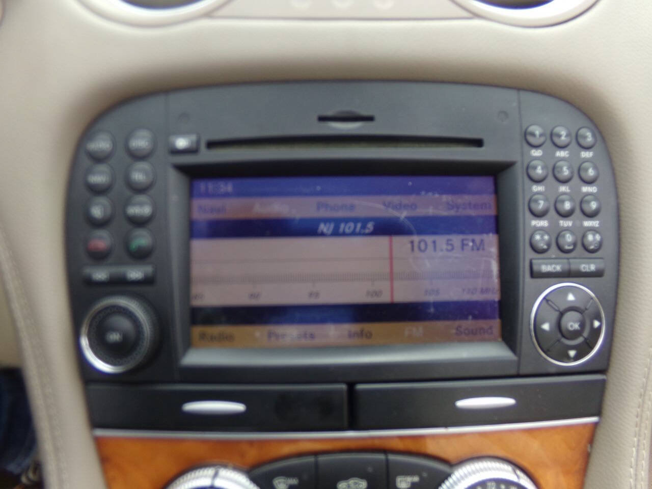 Used 2009 Mercedes-Benz SL 550 image 41