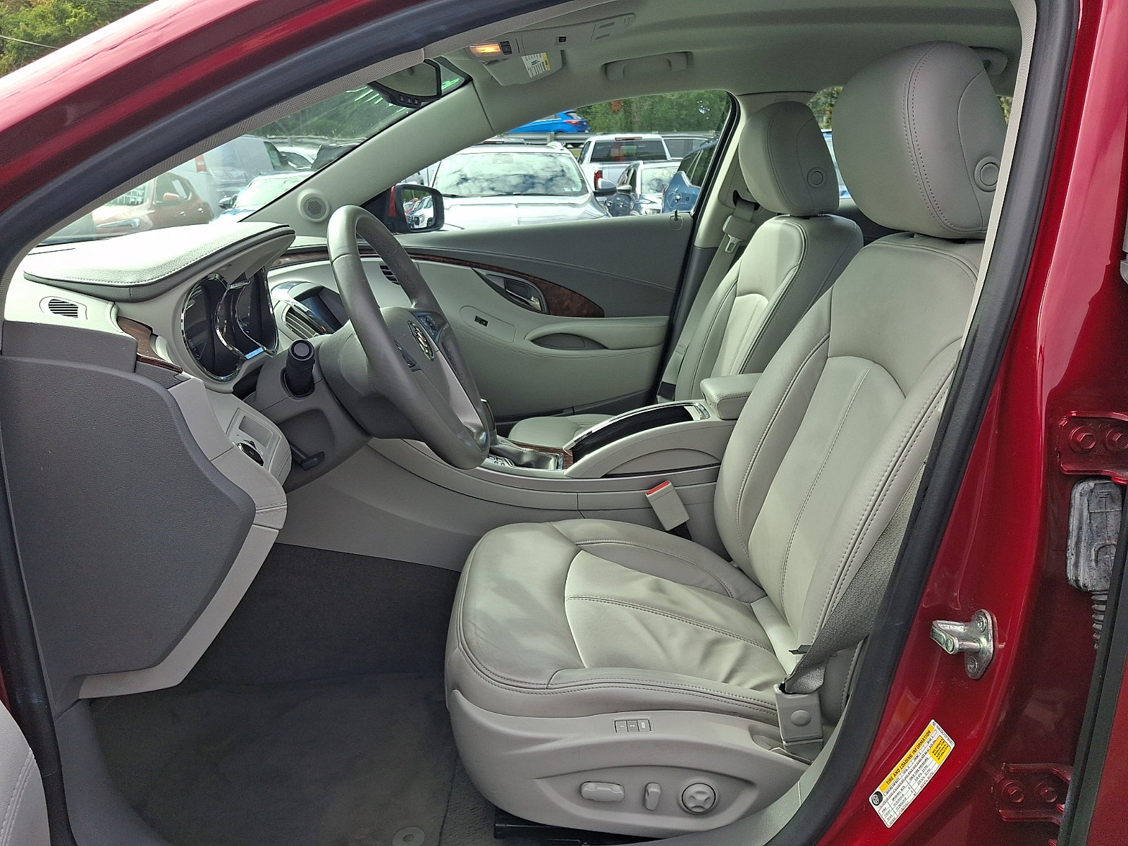 Used 2013 Buick LaCrosse Leather FWD image 13