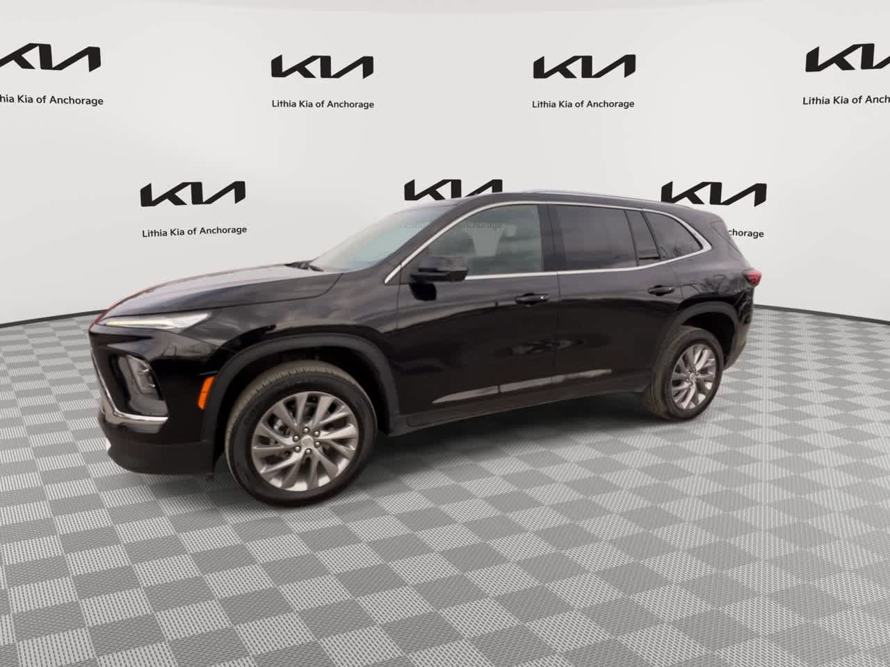 Used 2025 Buick Enclave Preferred AWD/4WD image 7